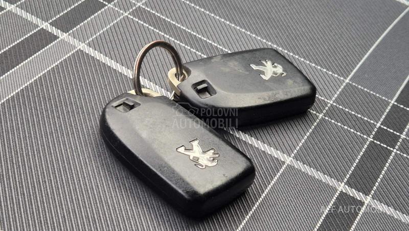 Peugeot 108 1.2 ALURE