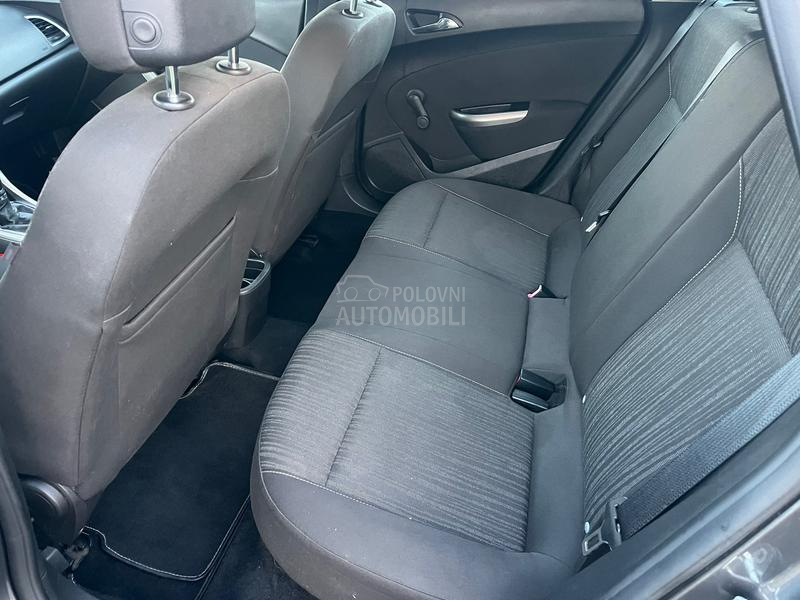 Opel Astra J 1.7 cdti