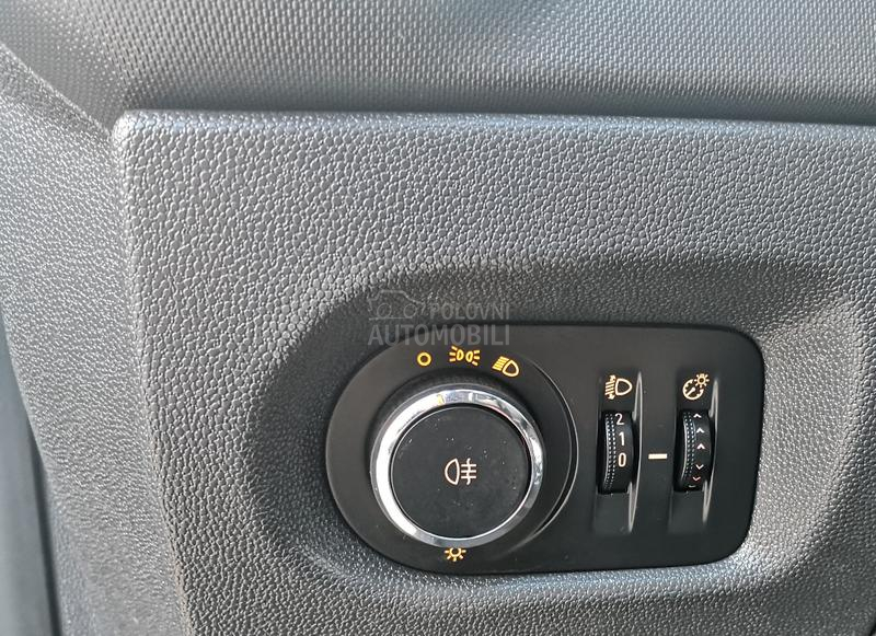 Opel Corsa D 1.2,8v/FACELIFT/NOVA