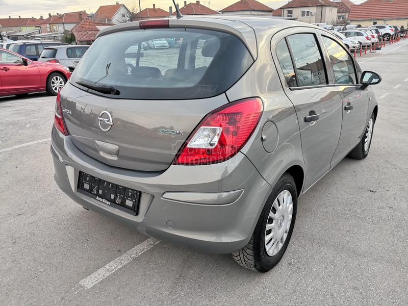 Opel Corsa D 1.2,8v/FACELIFT/NOVA