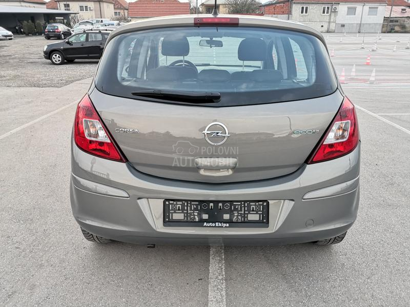 Opel Corsa D 1.2,8v/FACELIFT/NOVA