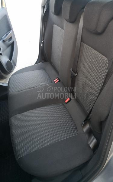 Opel Corsa D 1.2,8v/FACELIFT/NOVA