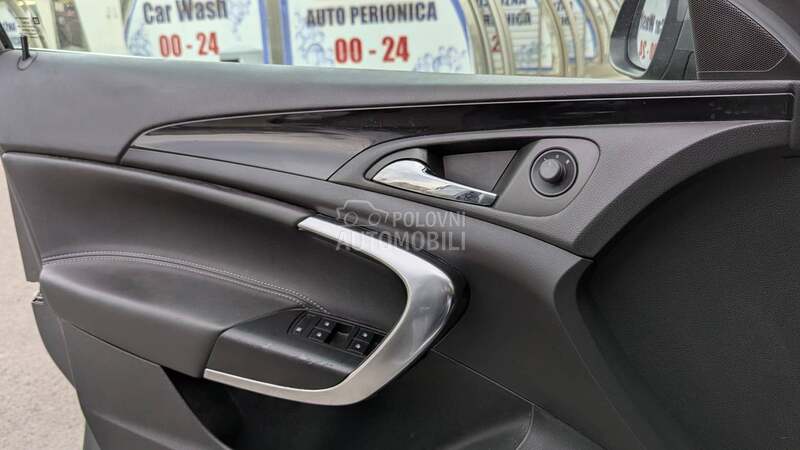 Opel Insignia 2.0 CDTi -F-U-L-