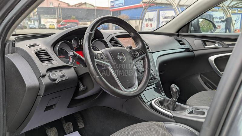 Opel Insignia 2.0 CDTi -F-U-L-