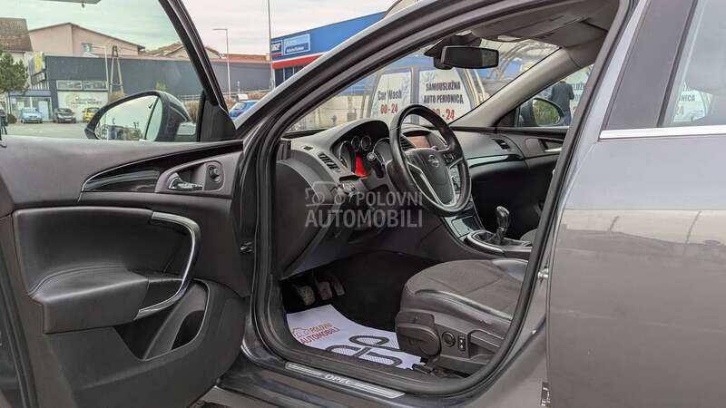 Opel Insignia 2.0 CDTi -F-U-L-