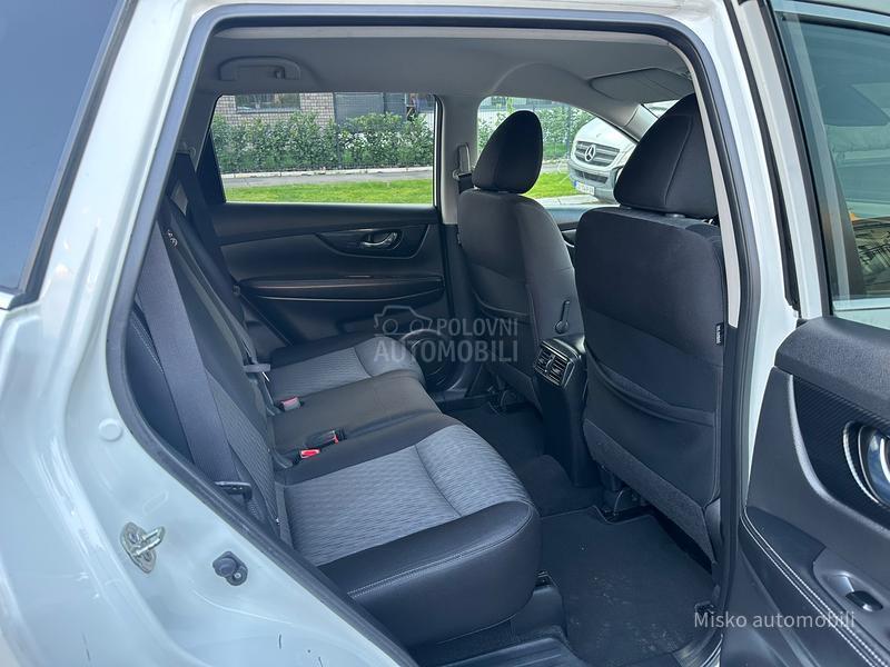 Nissan X-Trail 2.0 DCI 4x4 Kam 360