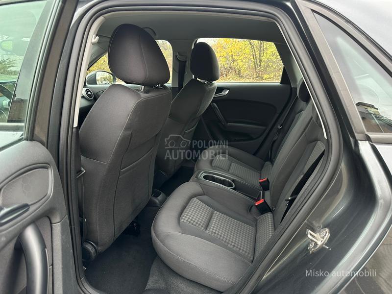 Audi A1 1.6 TDI Nav Led Aut