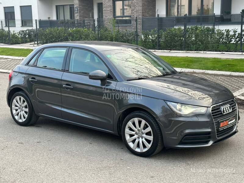 Audi A1 1.6 TDI Nav Led Aut