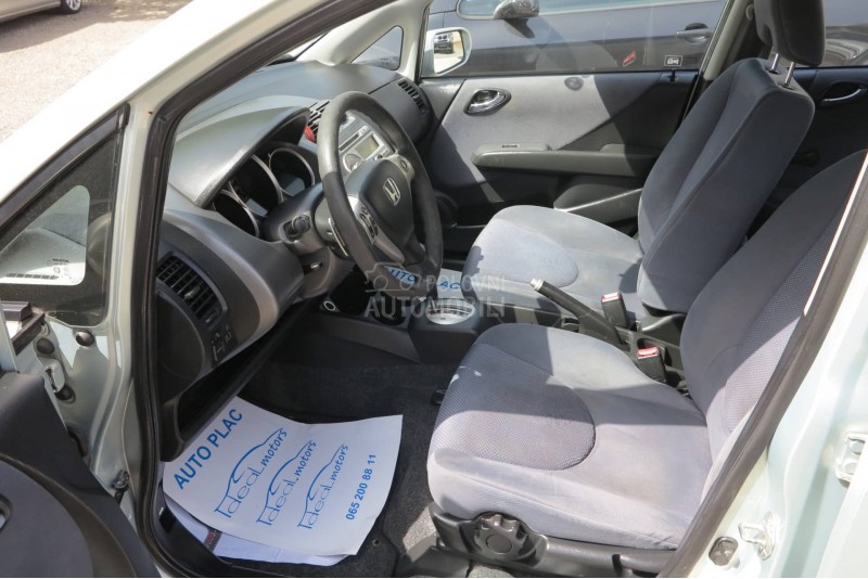 Honda Jazz 1.4 b SVAJCARSKA