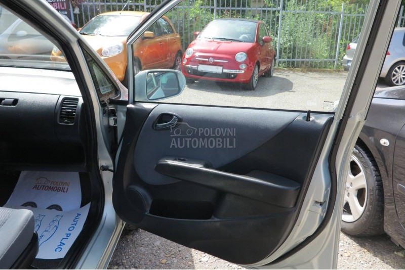 Honda Jazz 1.4 b SVAJCARSKA