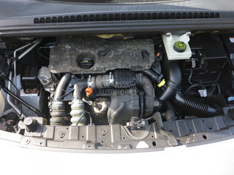 Peugeot 3008 1.6 HDI