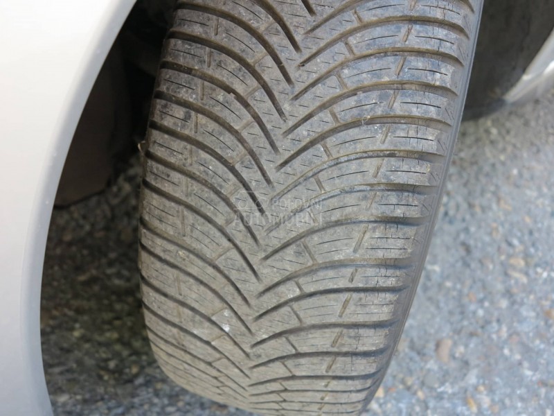 Peugeot 3008 1.6 HDI