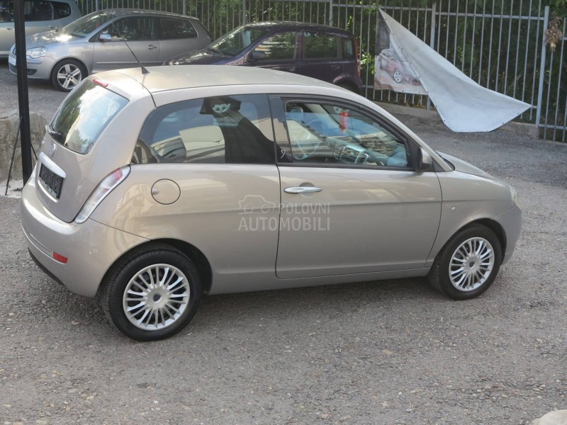 Lancia Ypsilon 1.2 B