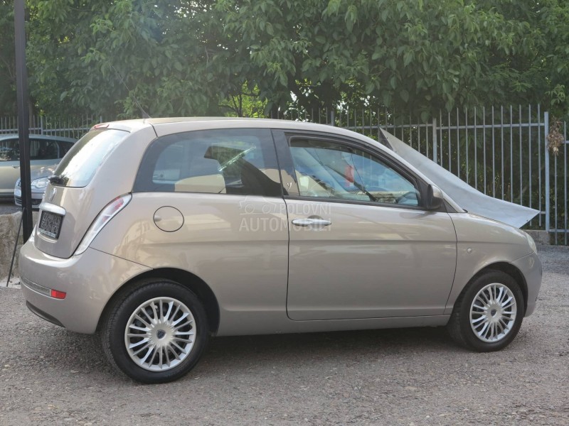 Lancia Ypsilon 1.2 B