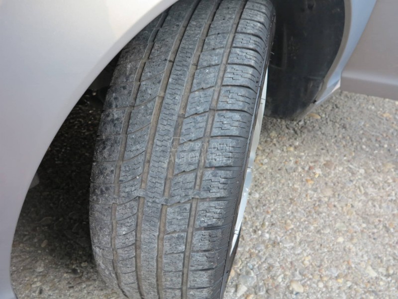 Lancia Ypsilon 1.2 B