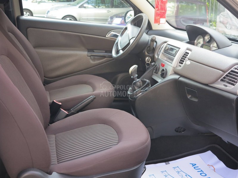 Lancia Ypsilon 1.2 B