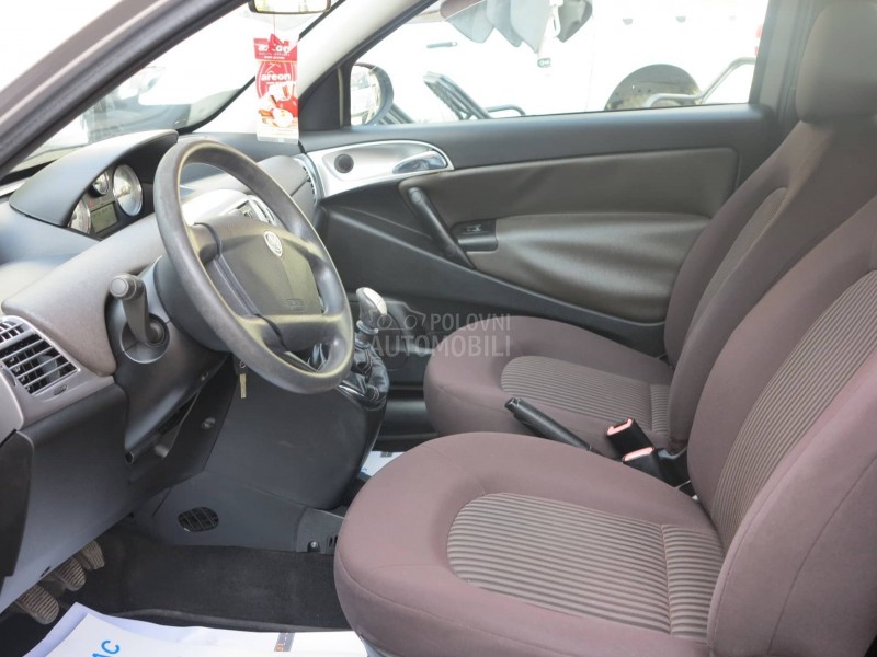 Lancia Ypsilon 1.2 B