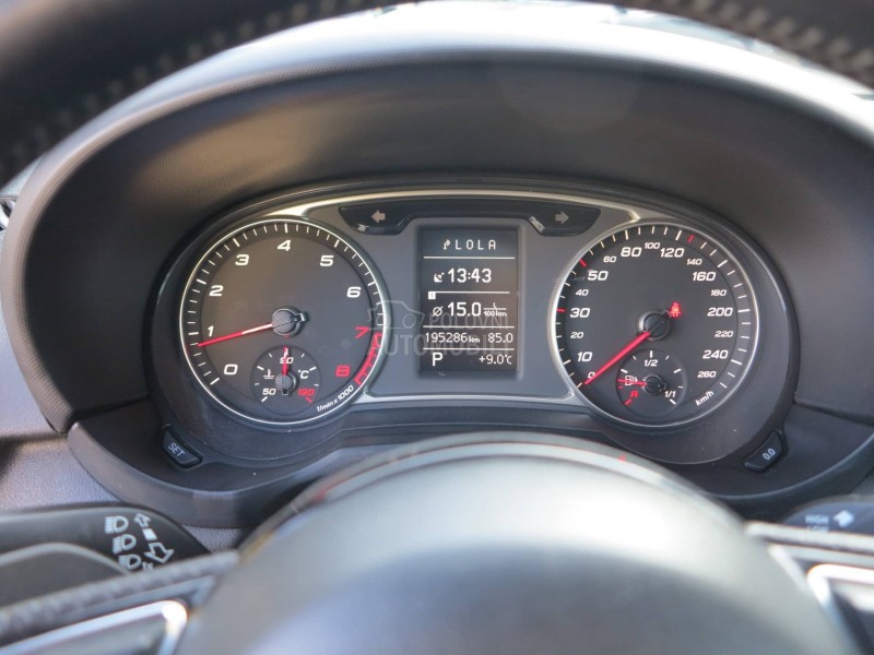 Audi A1 1.4 b 3 x Sline