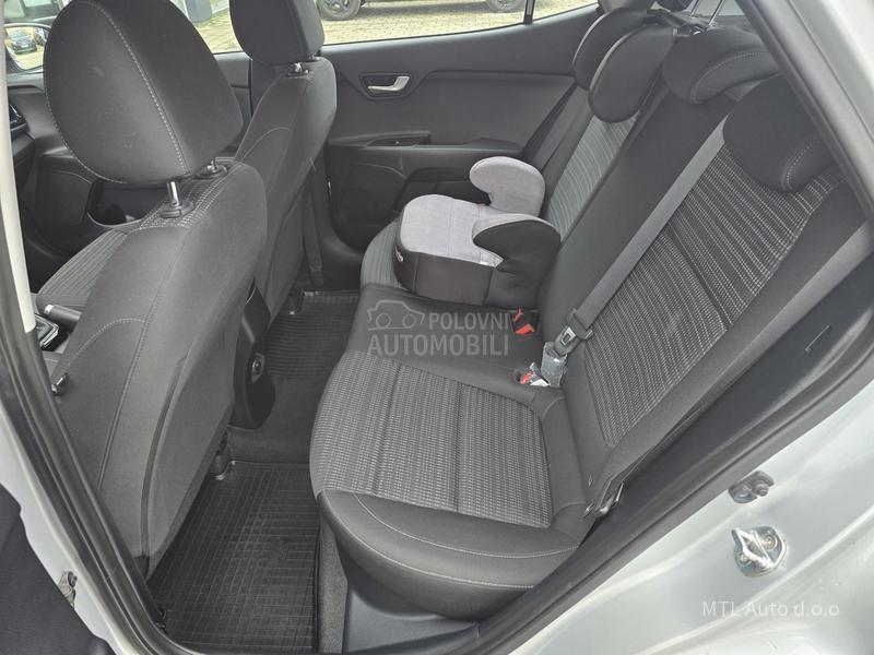Kia Stonic 1.4 MPI LX URBAN