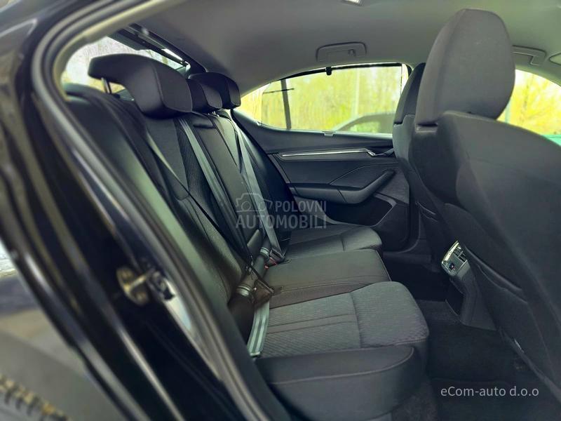 Škoda Octavia 2.0 TDi STYLE DSG