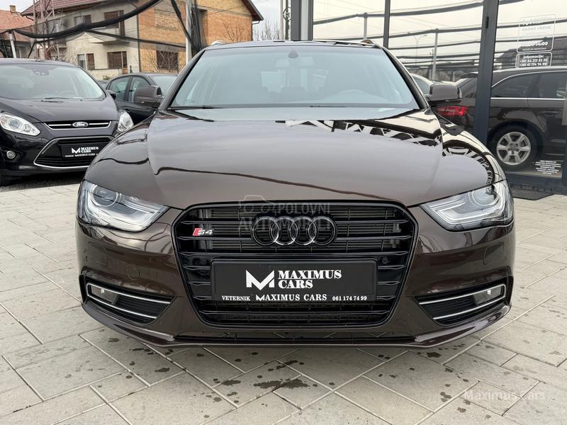Audi A4 2.0 TDI S-Line