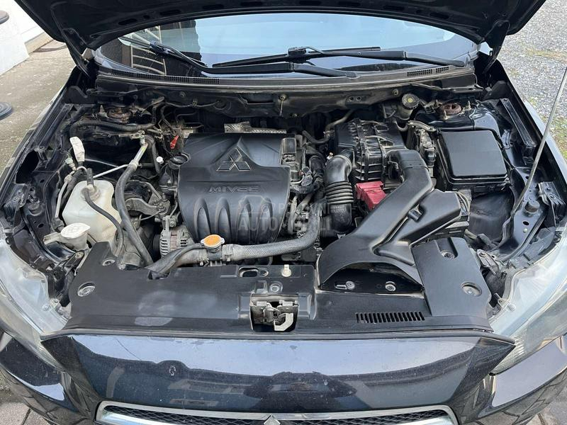 Mitsubishi Lancer 1,5