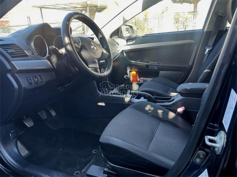 Mitsubishi Lancer 1,5