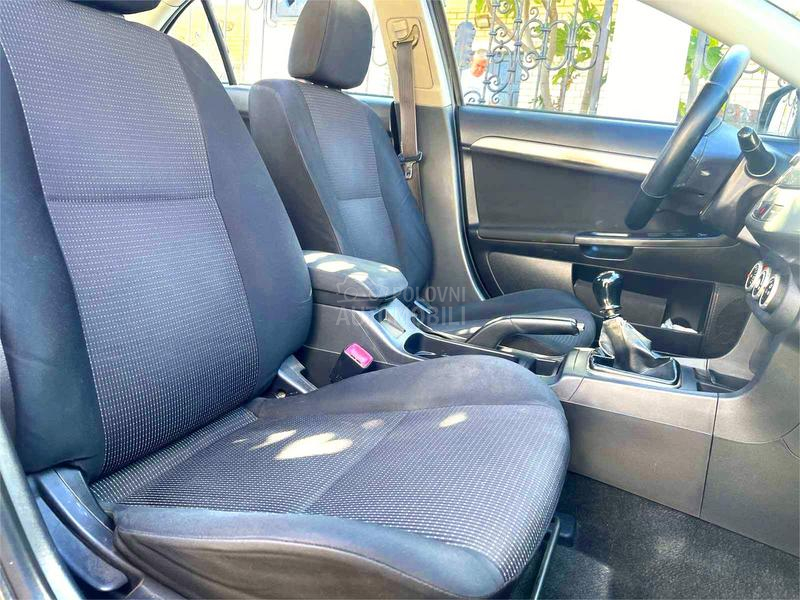 Mitsubishi Lancer 1,5