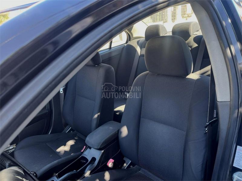 Mitsubishi Lancer 1,5