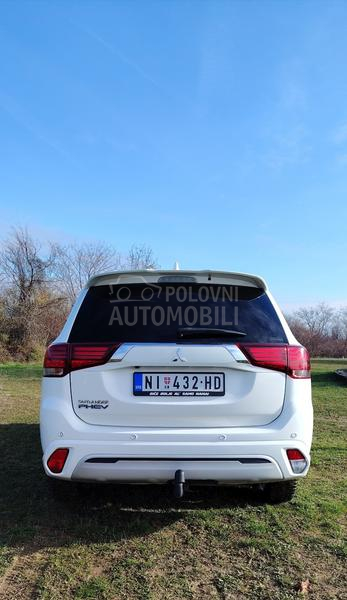 Mitsubishi Outlander PHEV