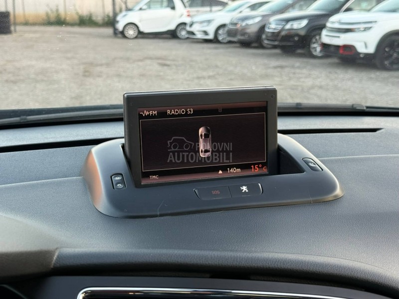 Peugeot 3008 1.6 eHDI NAVl