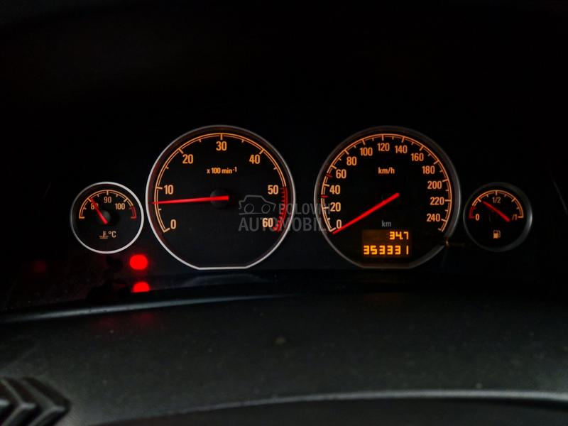 Opel Vectra C 1.9 CDTI