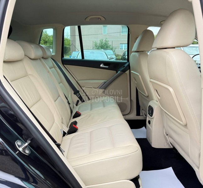 Volkswagen Tiguan 2.0 4M/DSG/NAVl/KAM