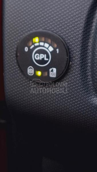 Renault Clio 1.2 tng