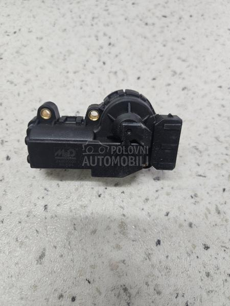 Regulator ler gasa step motor