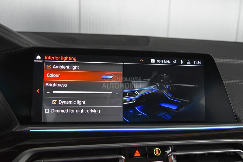 BMW X7 40d xDrive M paket