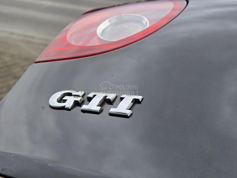 Volkswagen Golf 5 G T I