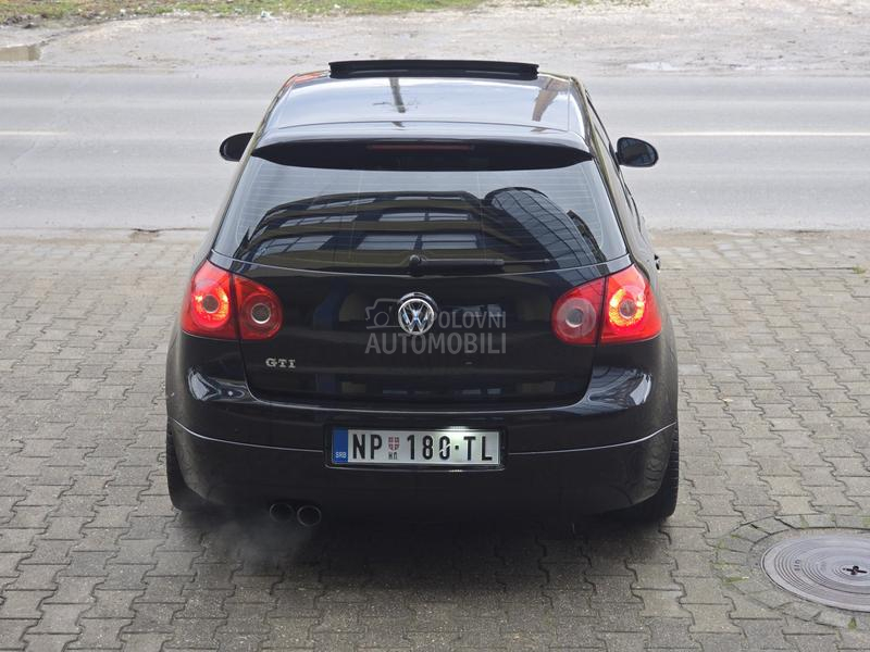 Volkswagen Golf 5 G T I