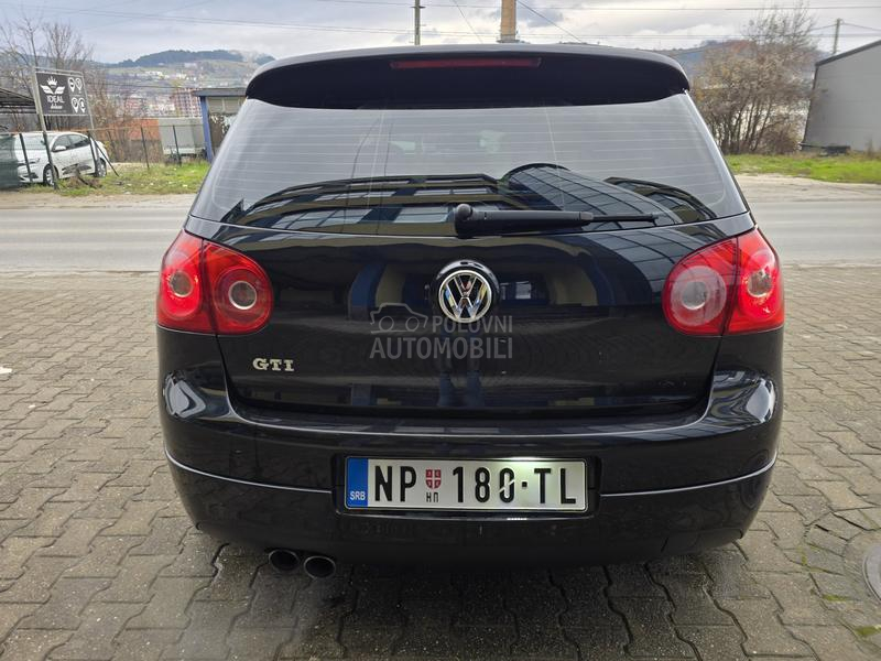 Volkswagen Golf 5 G T I