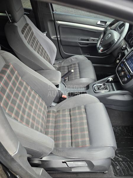 Volkswagen Golf 5 G T I