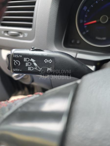 Volkswagen Golf 5 G T I