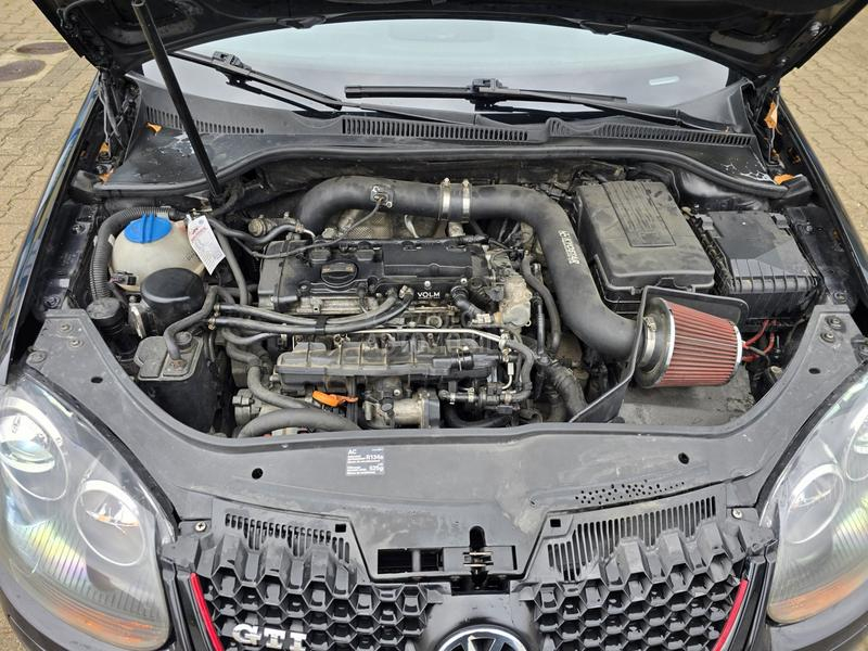 Volkswagen Golf 5 G T I