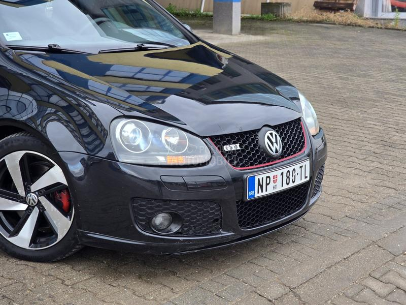 Volkswagen Golf 5 G T I