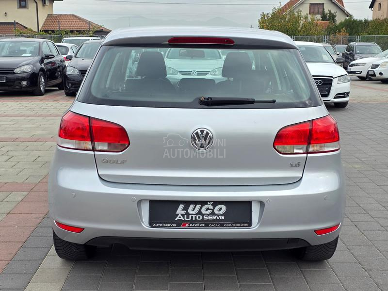Volkswagen Golf 6 1.6 ben .....75 k w