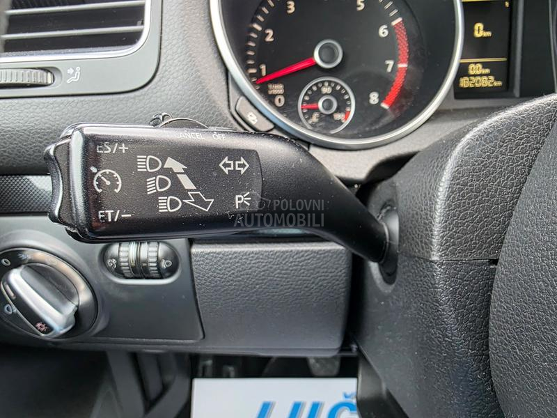 Volkswagen Golf 6 1.6 ben .....75 k w