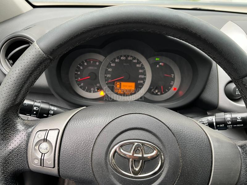Toyota RAV 4 2.0