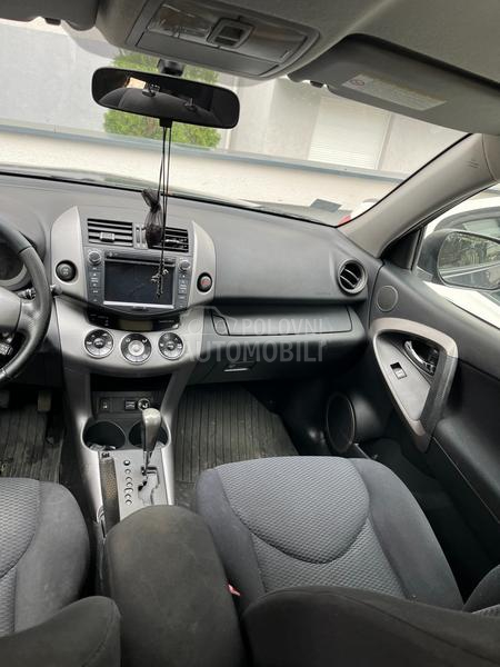 Toyota RAV 4 2.0