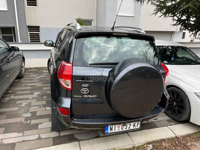 Toyota RAV 4 2.0