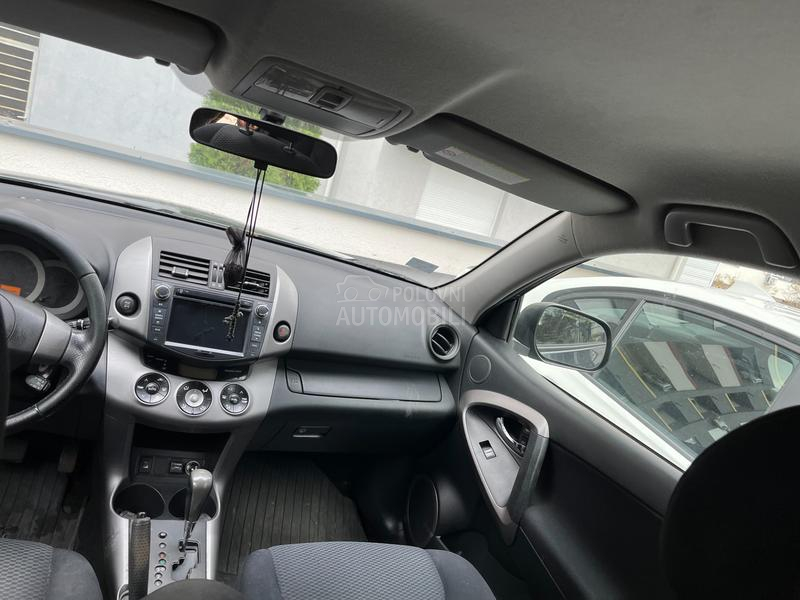 Toyota RAV 4 2.0