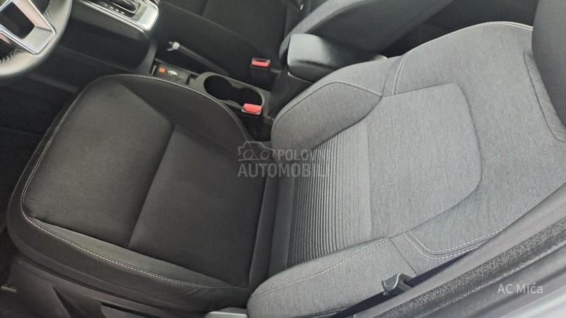 Renault Captur 1.5 BLU NAV ALU LED